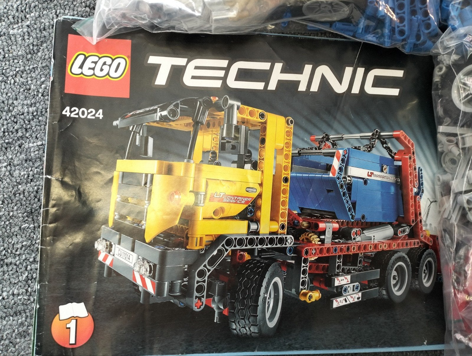 2x Lego Technic 42024: 1x gemotoriseerd, 1x standaard, Compleet, Gebruikt, Lego, Ophalen of Verzenden