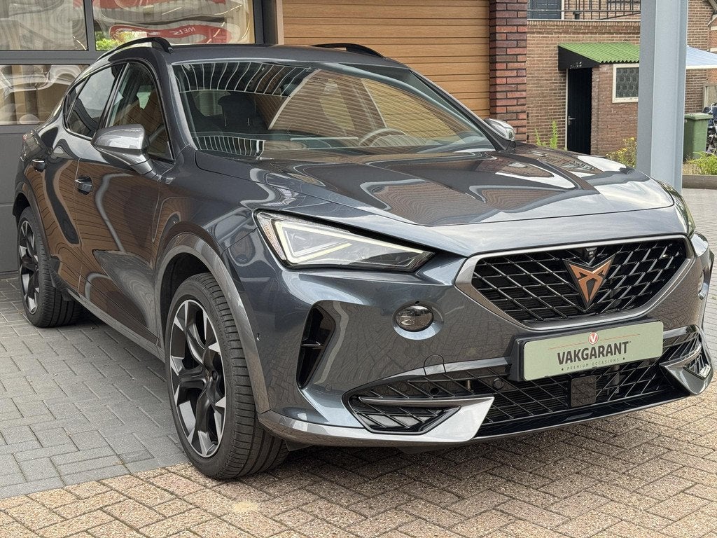 CUPRA Formentor 1.4 e-Hybrid VZ 360Cam,Carpl,Leer,Led,Memory, Auto's, Cupra, Gebruikt, Euro 6, 4 cilinders, Formentor