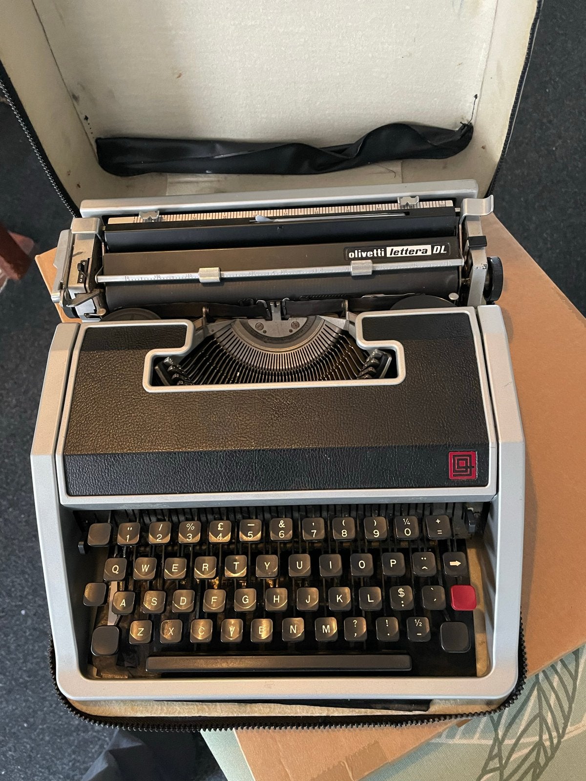 Typemachine, Ophalen of Verzenden