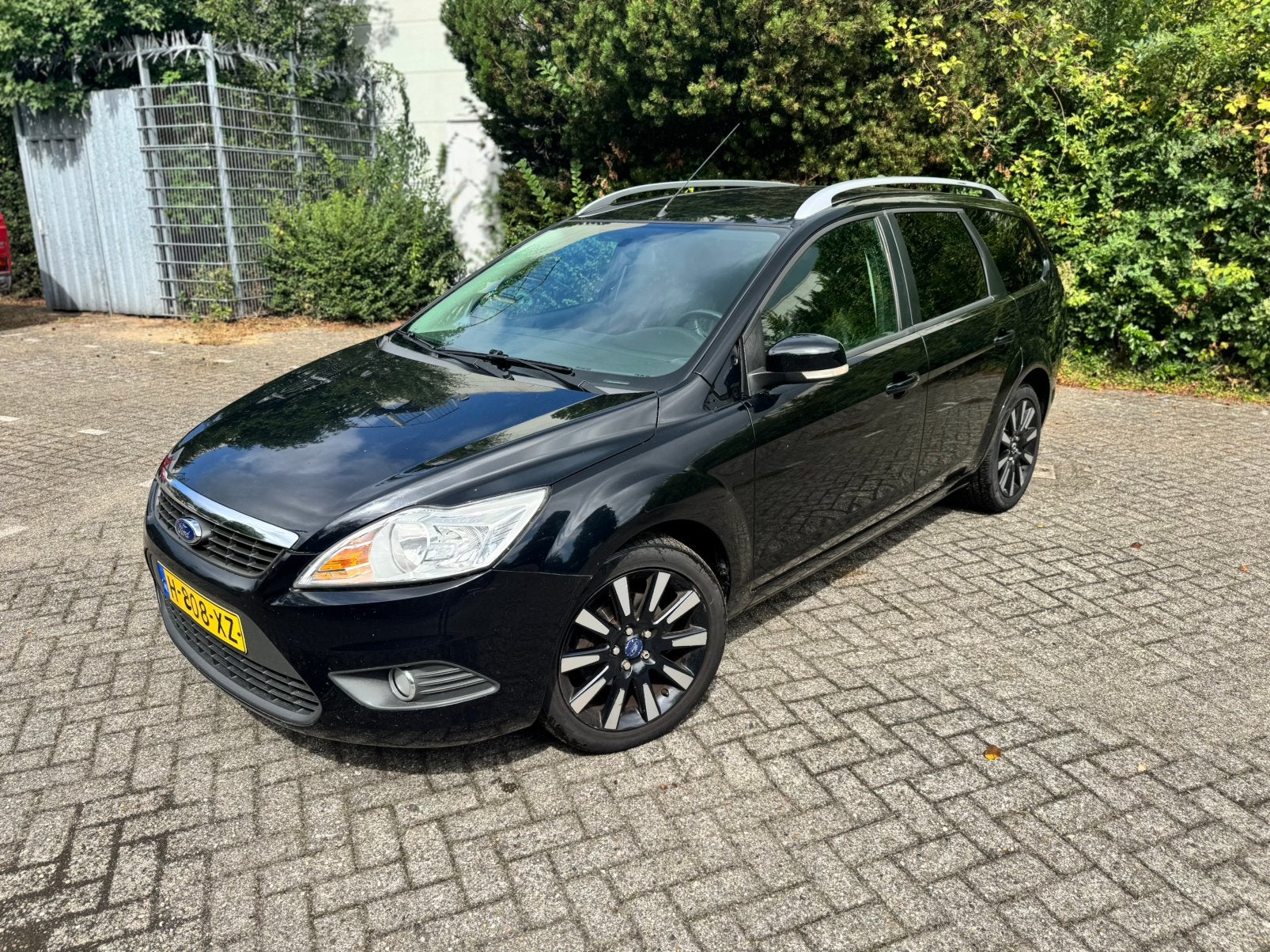 Ford Focus 1.6 85KW Wagon 2009 Zwart - BLACKMAGIC, Auto's, 1596 cc, 15 km/l, Zwart, 635 kg