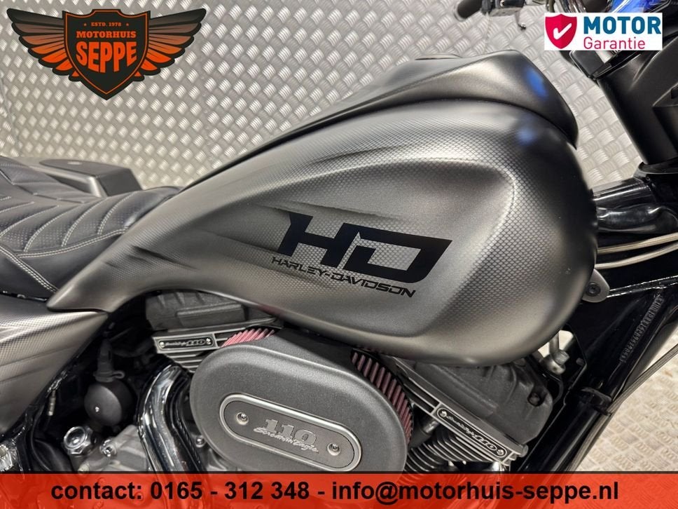 HARLEY-DAVIDSON FLHTCUSE BAGGER SPECIAL, 2 cilinders, HARLEY-DAVIDSON, Bedrijf, Meer dan 35 kW