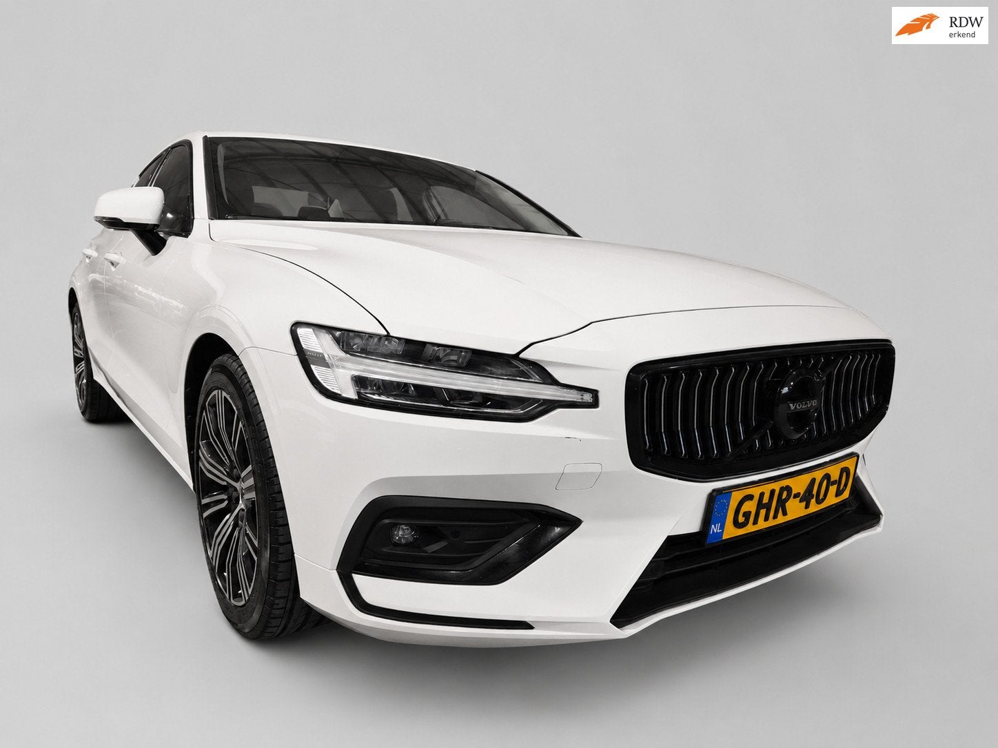 Volvo S60 2.0 B4 Inscription - Leder met memory en verw - Ad, 15 km/l, 4 cilinders, 1969 cc, S60
