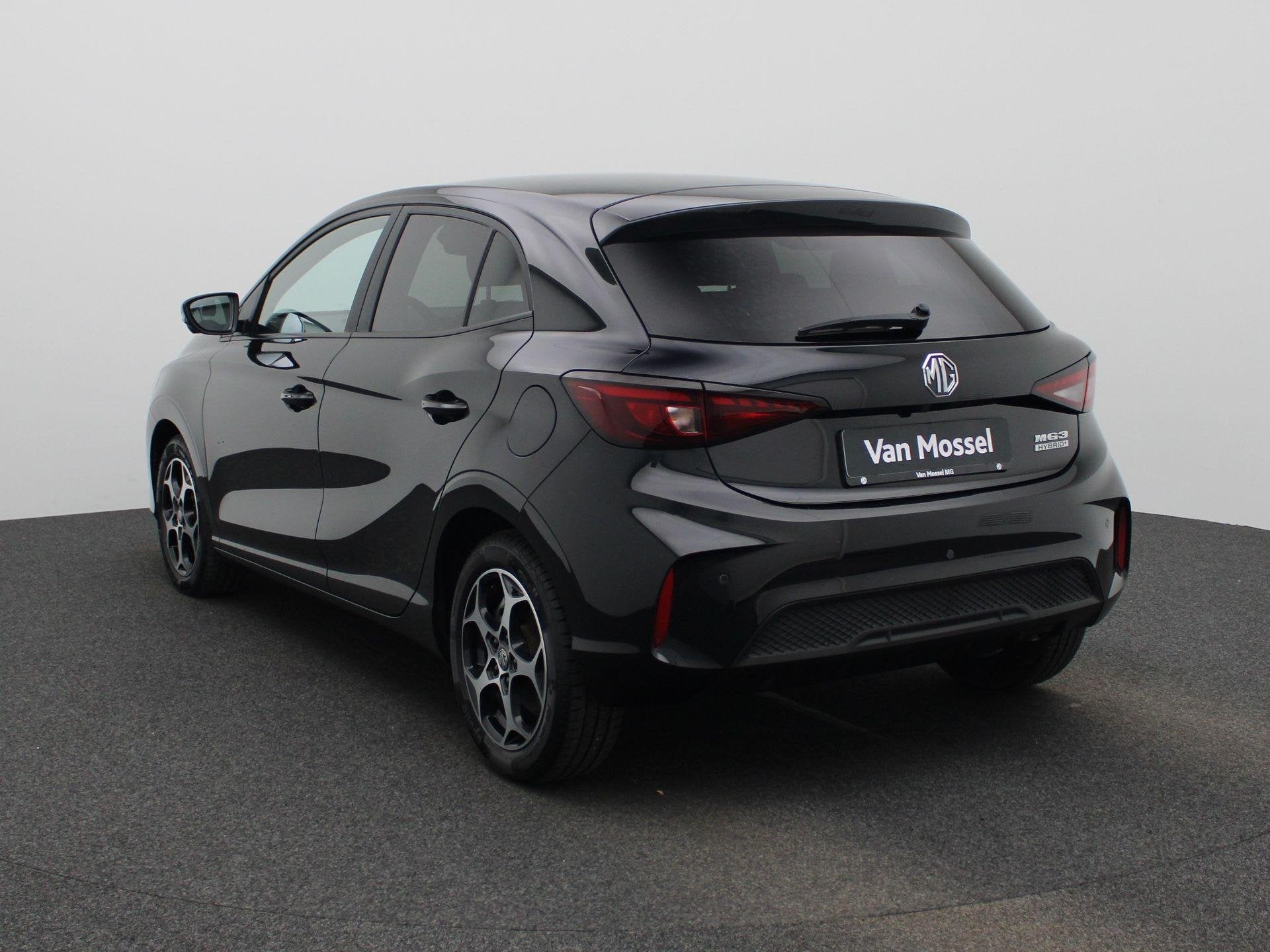 MG 3 1.5 Hybrid+ Luxury | Navigatie | Camera | Apple Carplay, 194 pk, 4 cilinders, 1283 kg, Bedrijf