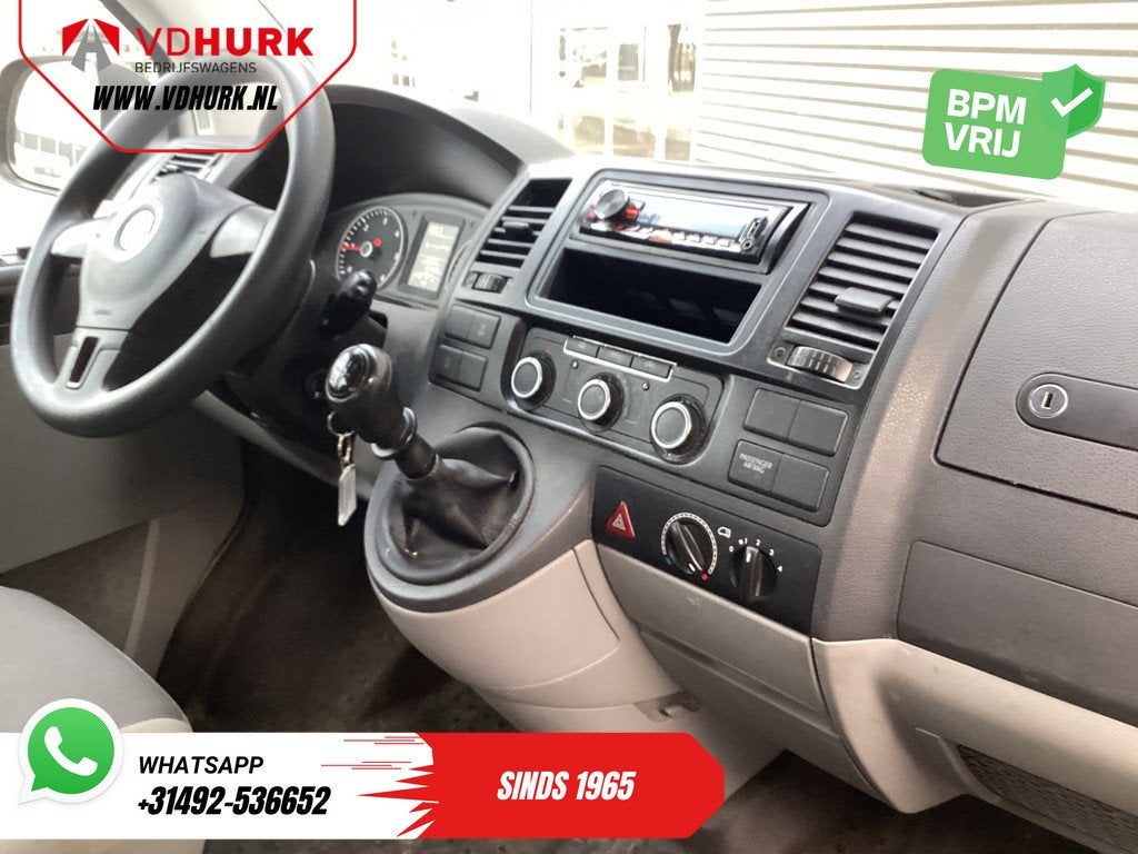Volkswagen Transporter 2.0 TDI L2 EXPORT MARGE 9 Persoons/ C, Auto's, Bestelauto's, Voorwielaandrijving, Euro 5, Gebruikt, 8 stoelen