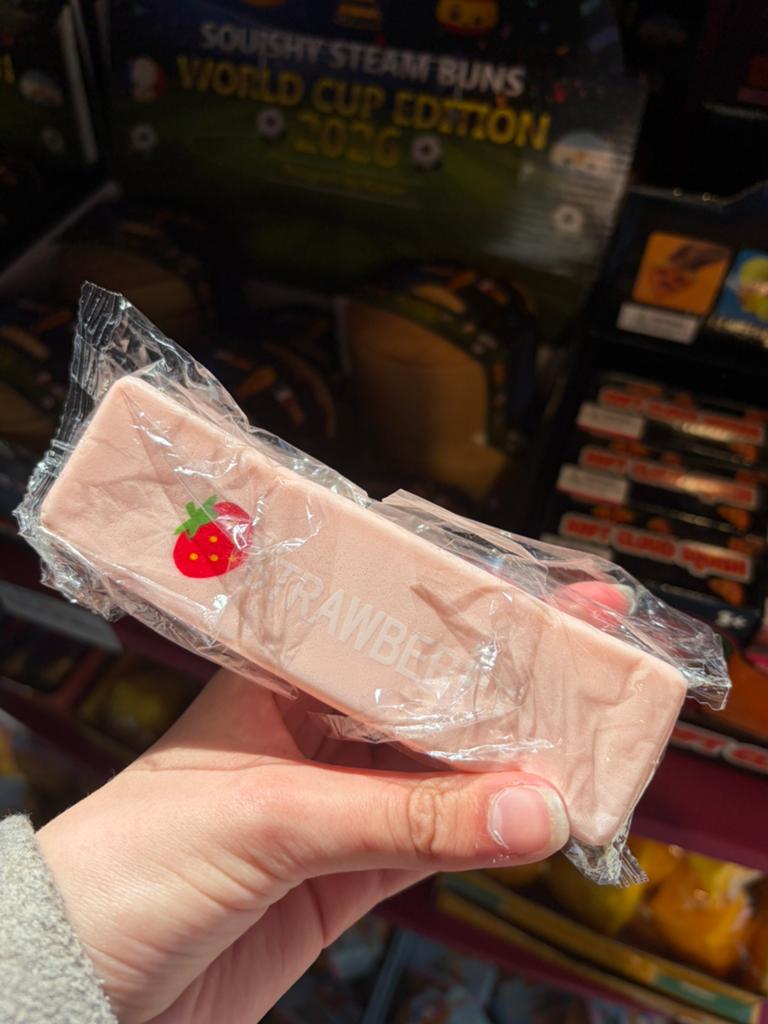 Strawberry, Ophalen of Verzenden, Zo goed als nieuw