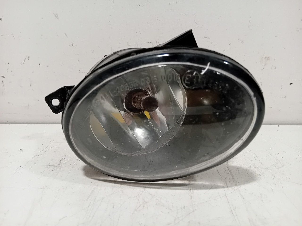Mistlamp rechts Volkswagen Golf, Onderdelen@venauto.nl, Van der Ven Autorecycling B.V., Gebruikt, Ettenseweg 76, 4706 PB Roosendaal, The Netherlands