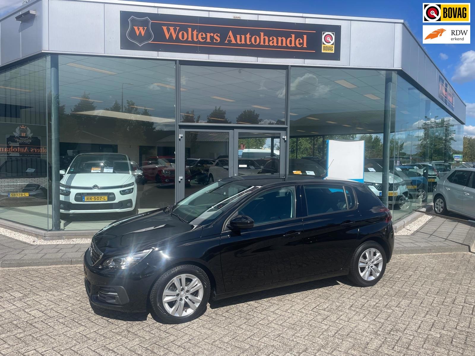 Peugeot 308 1.2 PureTech Blue Lease Active nieuwe distributi, Voorwielaandrijving, Dealer onderhouden, Stof, Gebruikt