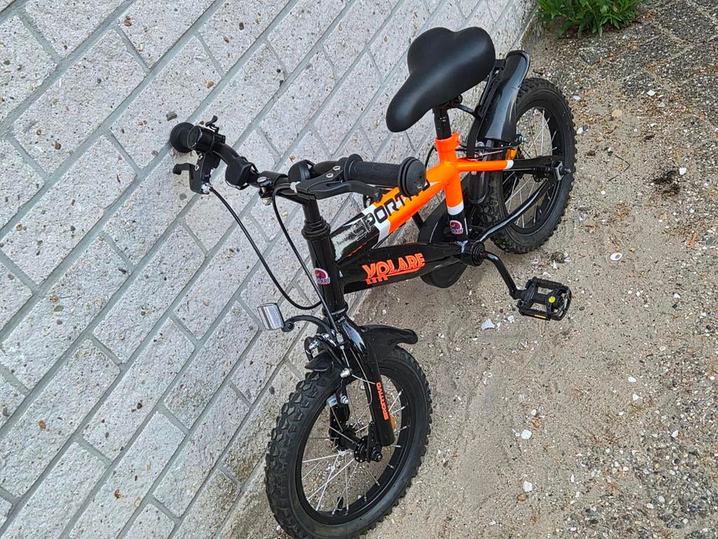 Fiets ( jongen) zwart/oranje, Ophalen of Verzenden, Zo goed als nieuw