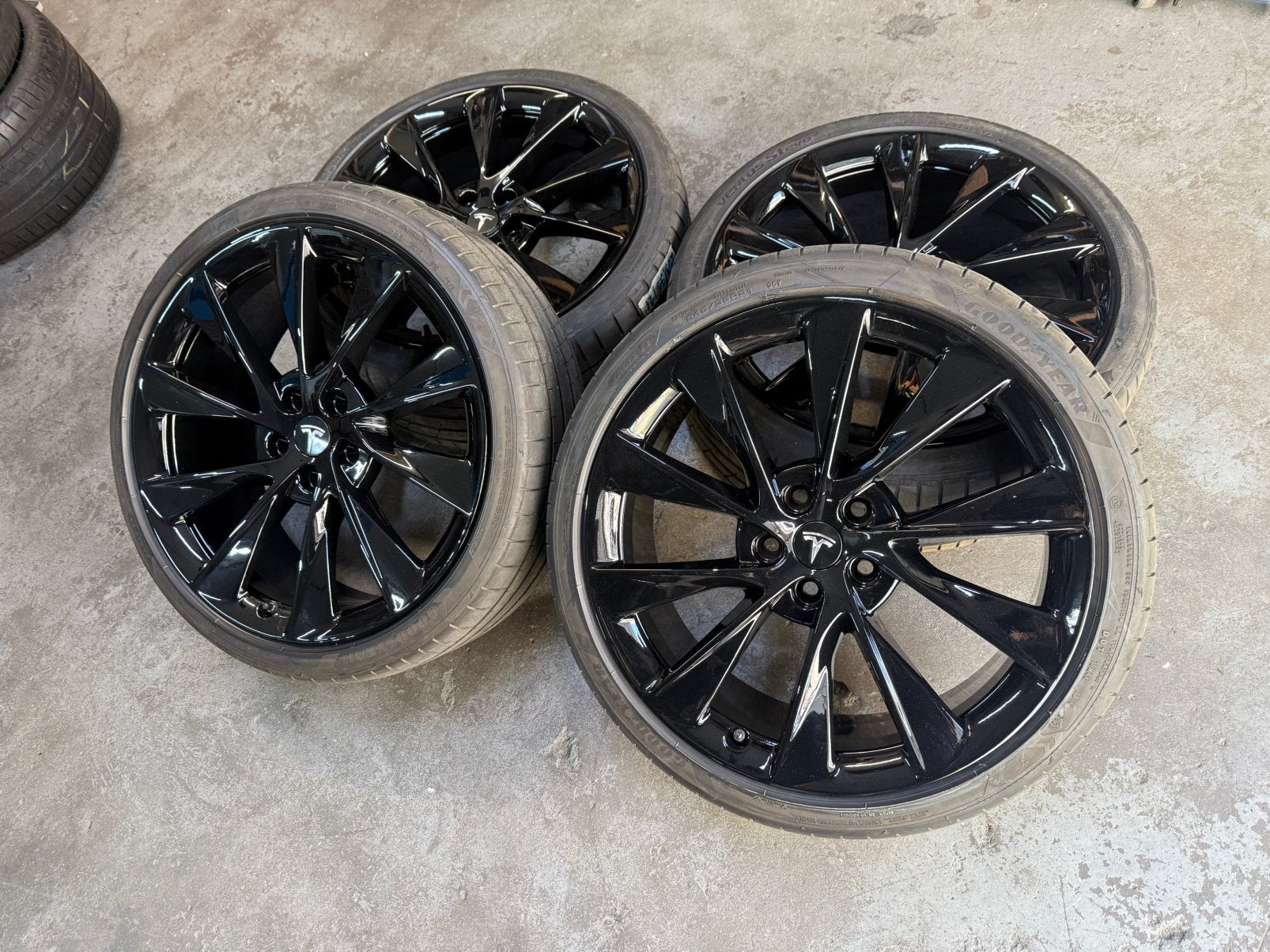 ✅ 21 Inch Black Spoke Turbine Tesla Model S velgen 5x120, Auto-onderdelen, Banden en Velgen, Banden en Velgen, Personenwagen, Zomerbanden