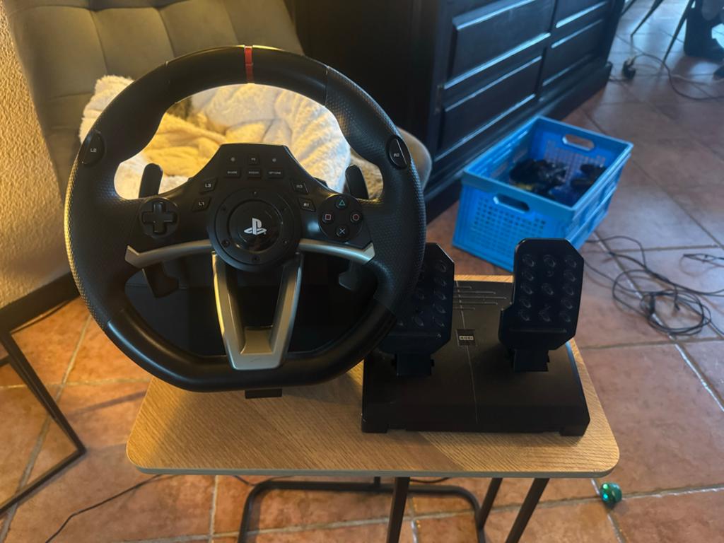 Hori Racing Wheel Apex stuur en pedalen + F1 2021 PS4, Ophalen of Verzenden, Gebruikt, Stuur of Pedalen, PlayStation 4
