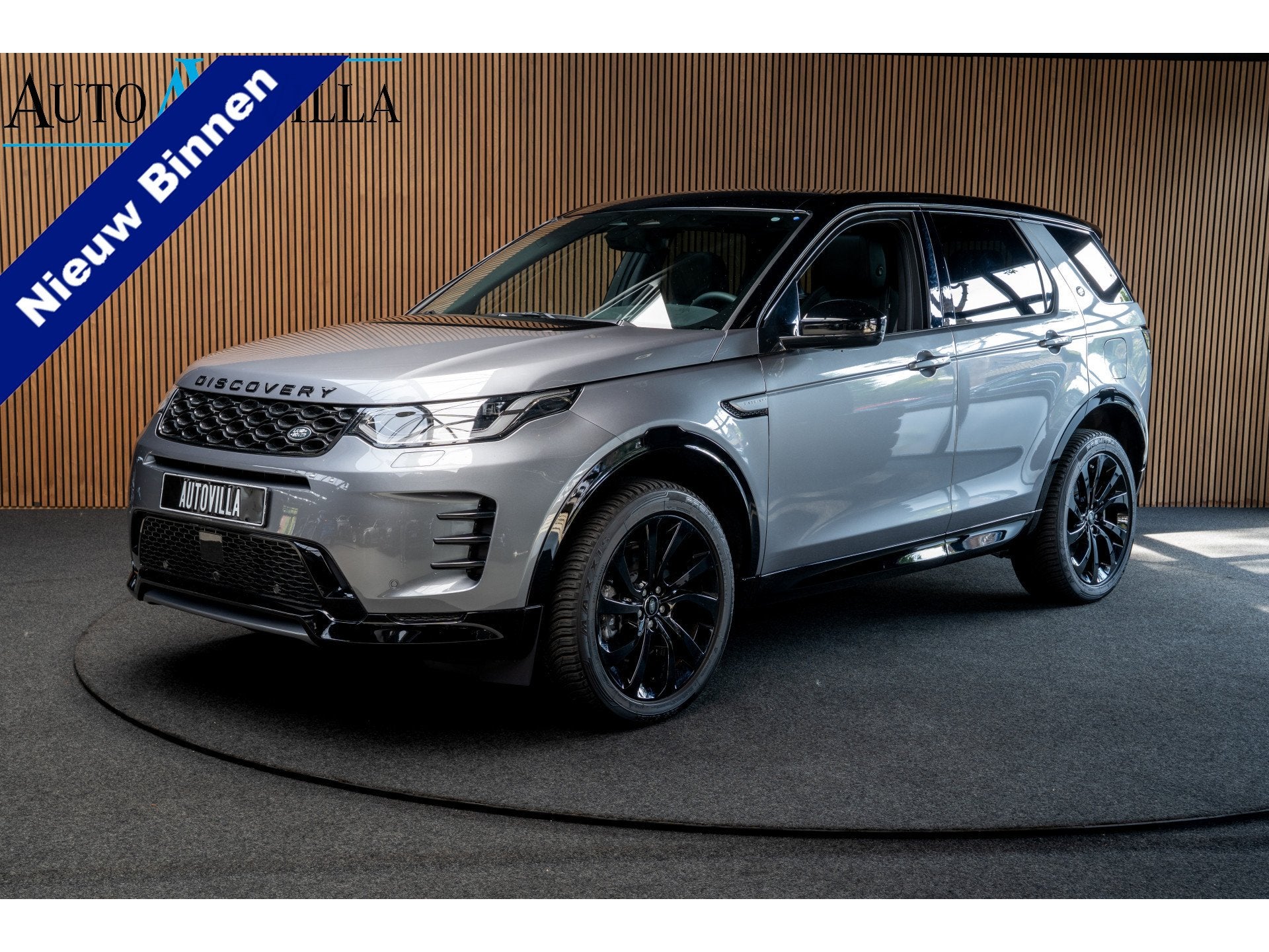 Land Rover Discovery Sport 1.5 P270e Dynamic SE Full Options, Auto's, Automaat, Dealer onderhouden, Zwart, Discovery Sport