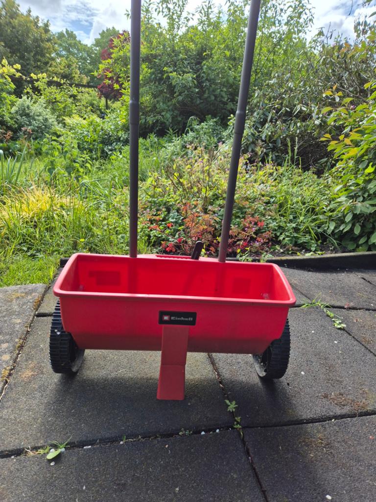 Einhell strooiwagen in nieuwstaat, Ophalen of Verzenden, Zo goed als nieuw
