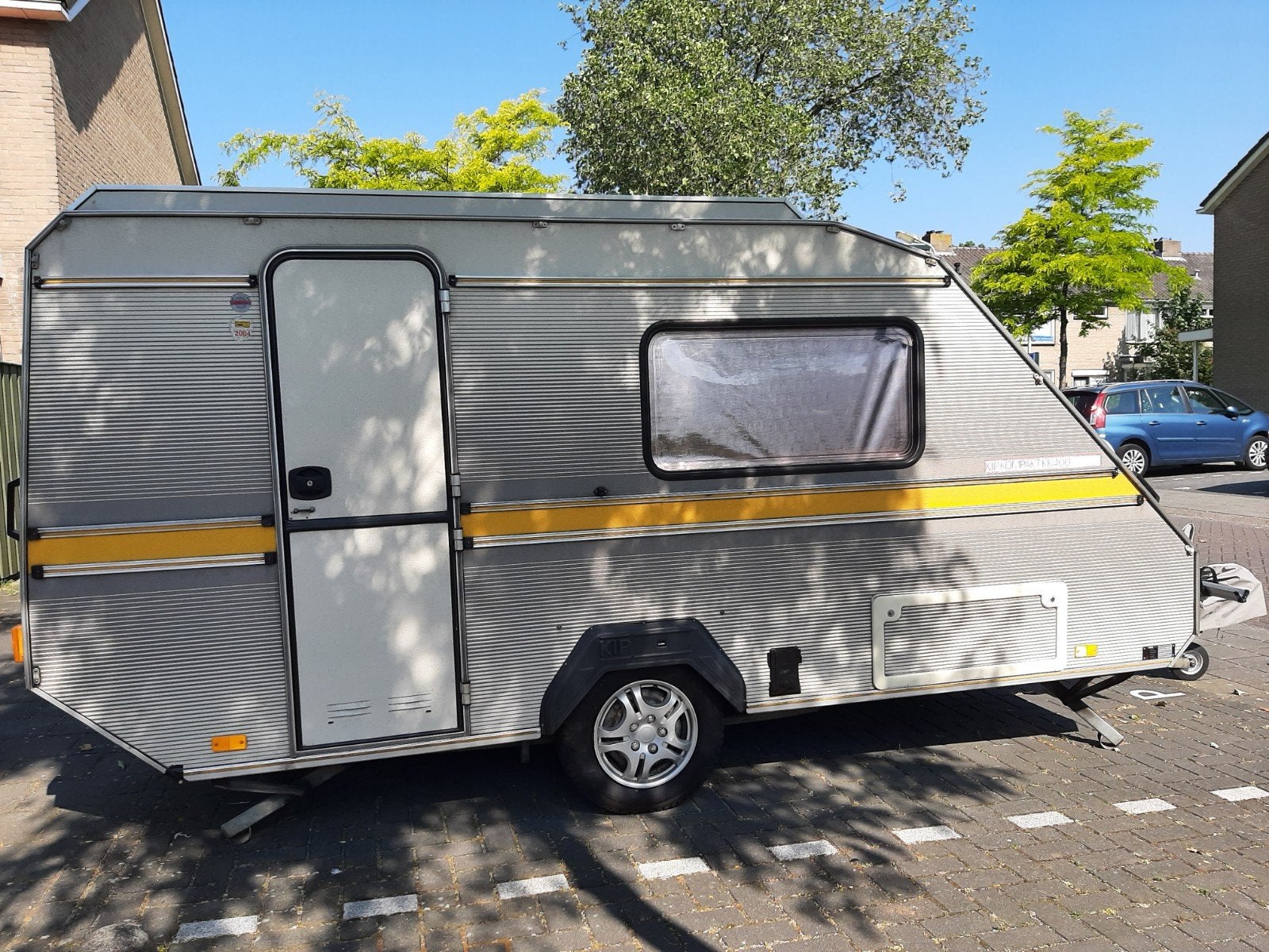 Kip Kompakt KK400 caravan, Standaardzit, Kip, Tot en met 3, Luifel