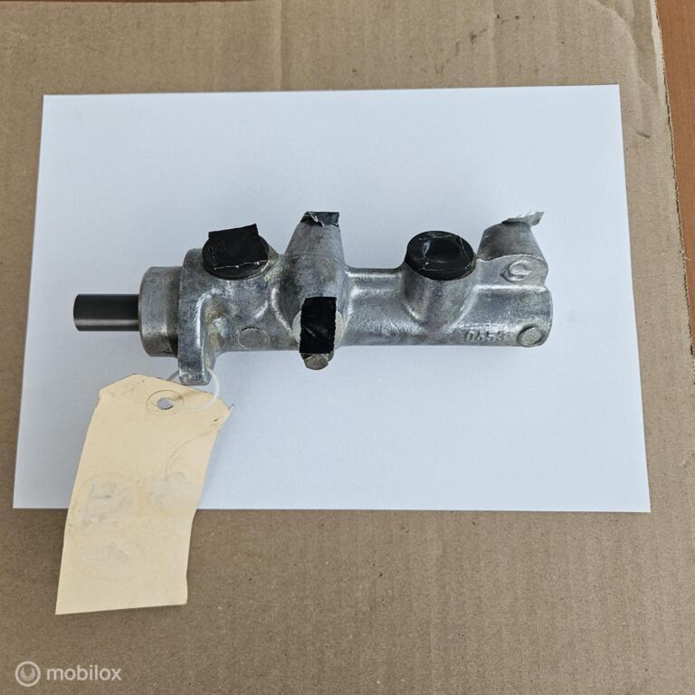 Hoofdremcilinder  Porsche 944 TI, Gebruikt, Porsche, Ophalen of Verzenden, Porsche