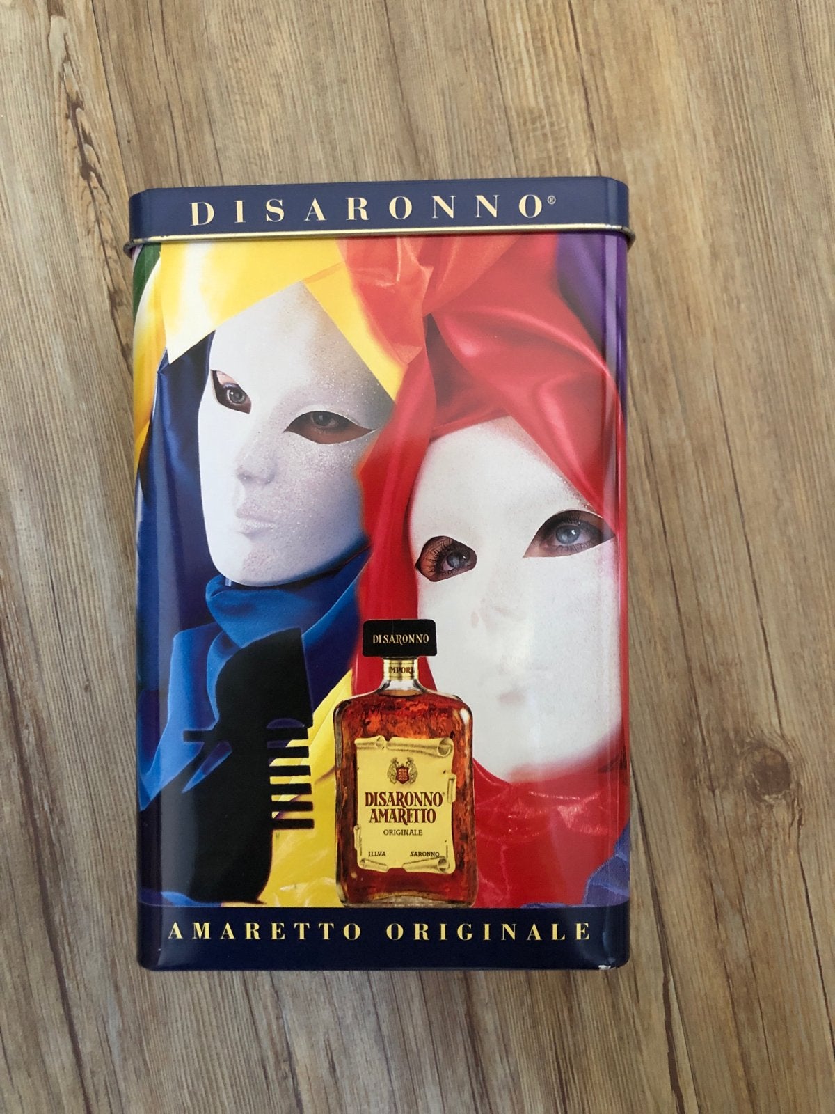Disaronno Amaretto Originele Blikken Doos, Verzamelen, Ophalen of Verzenden, Zo goed als nieuw, Overige, Overige merken