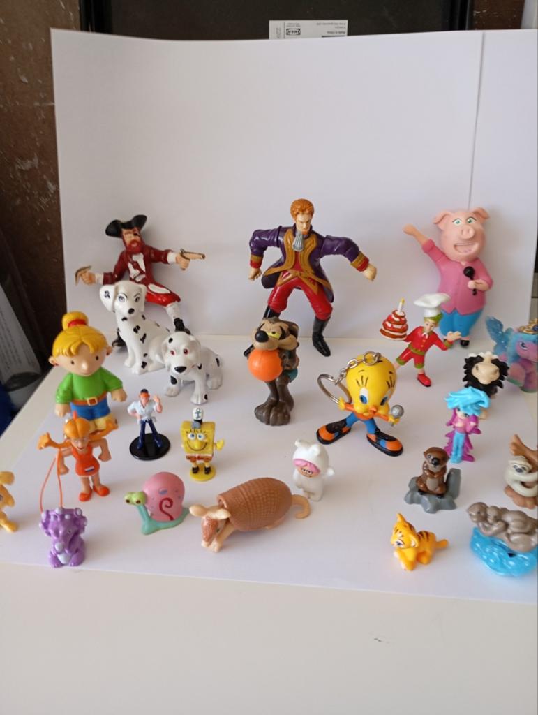 24 DIVERSEN BEKENDE FIGUURTJES NU ALLES 12€ ZIE FOTO,S, Verzamelen, Poppetjes en Figuurtjes, Ophalen of Verzenden