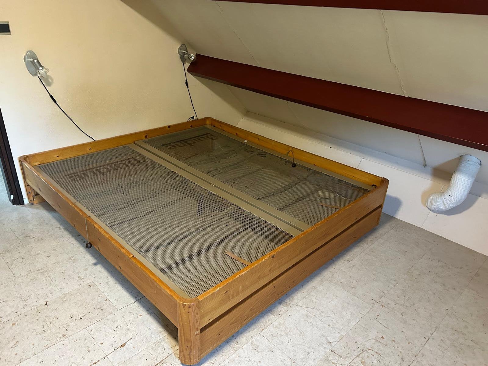 Foto 4 van Houten bedframe met Auping bodem