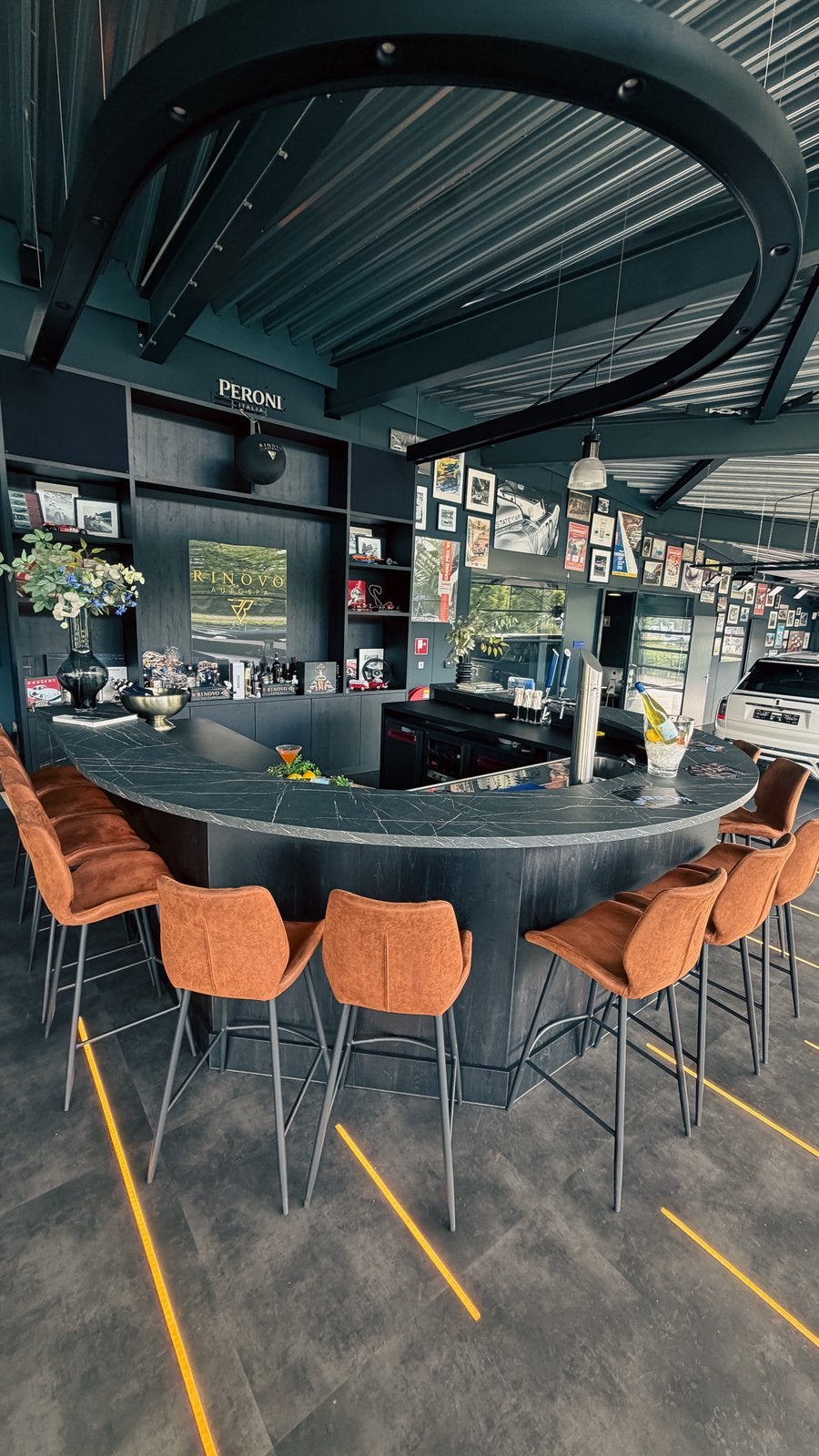 Luxe complete horecabar | Gamko | Peroni | Siemens |Wessamat, Ophalen, Zo goed als nieuw, Inclusief barstoelen