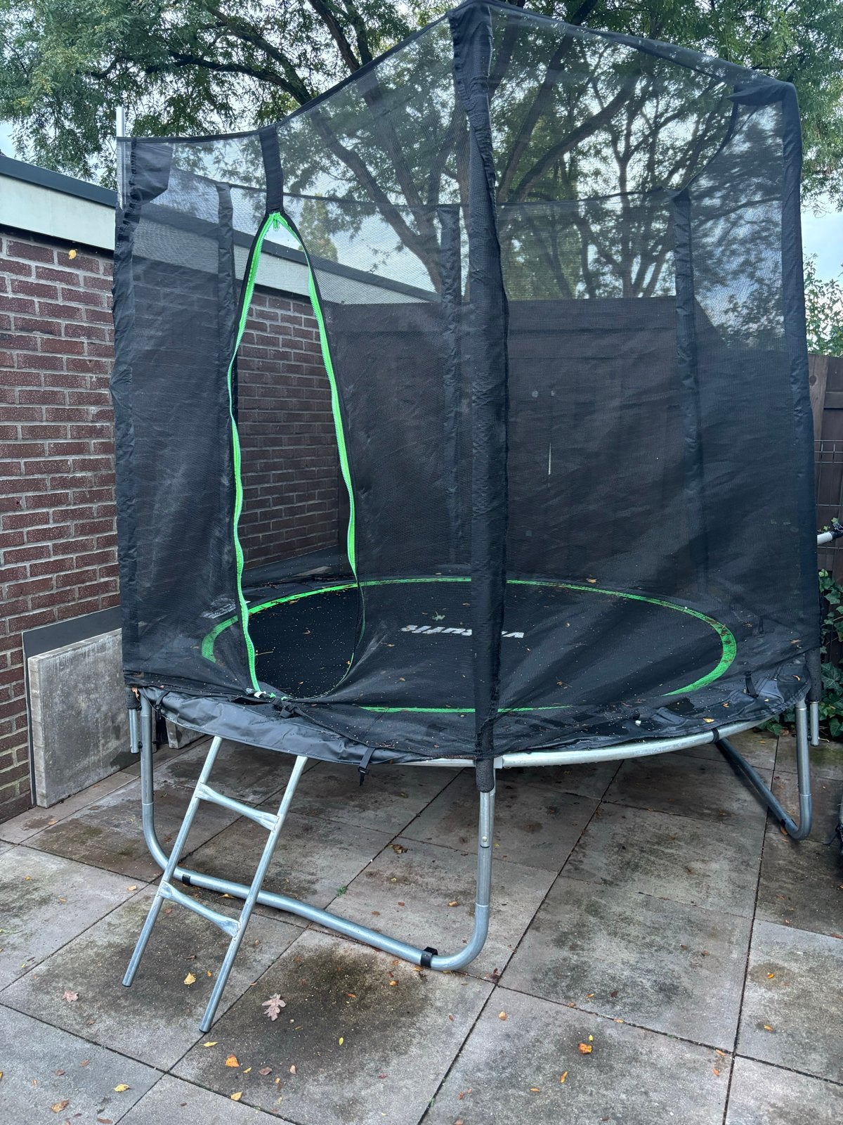 Trampoline met veiligheidsnet en ladder, Ophalen, Zo goed als nieuw