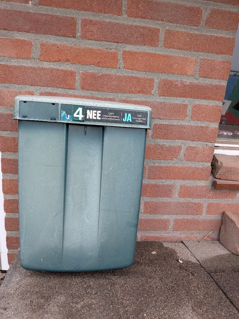 We hebben groene PTT postbussen over met kunststof paaltje., Tuin en Terras, Brievenbussen, Ophalen, Gebruikt, Kunststof