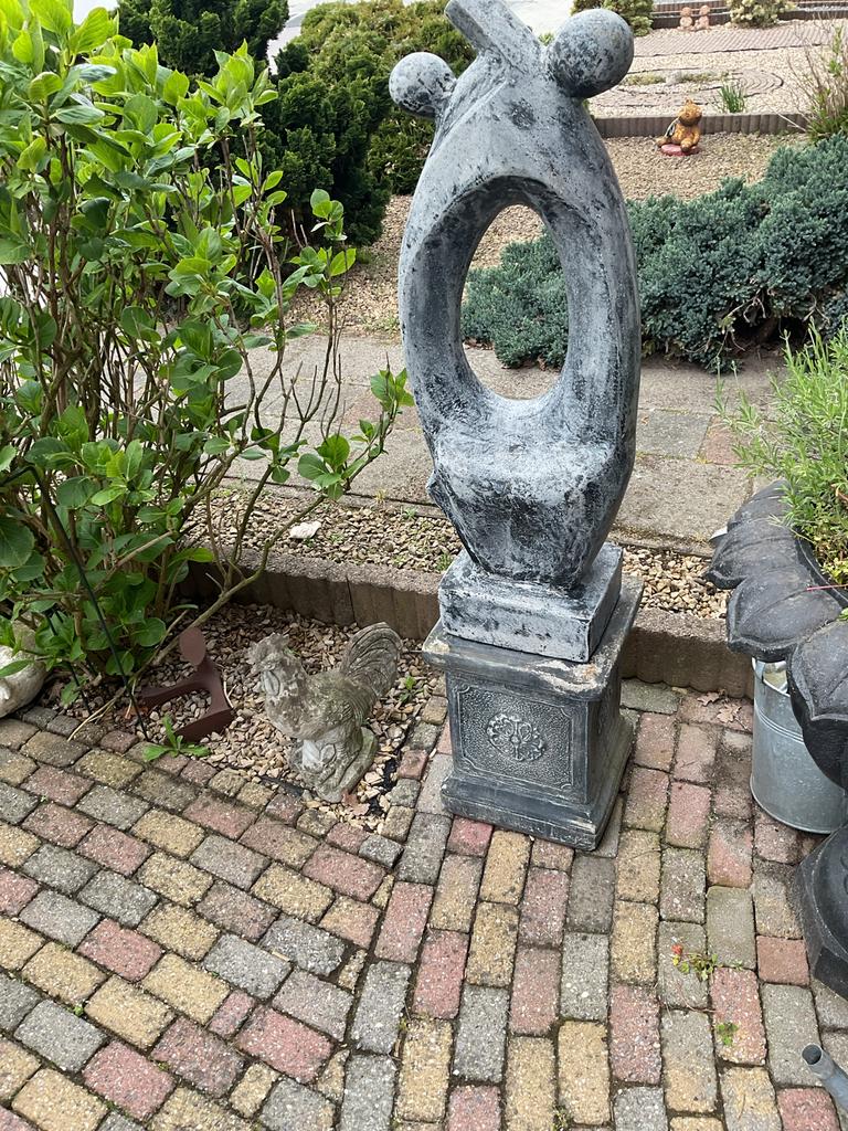 Abstracte Tuinsculptuur op Sokkel, Tuin en Terras, Ophalen, Gebruikt, Beton, Abstract beeld