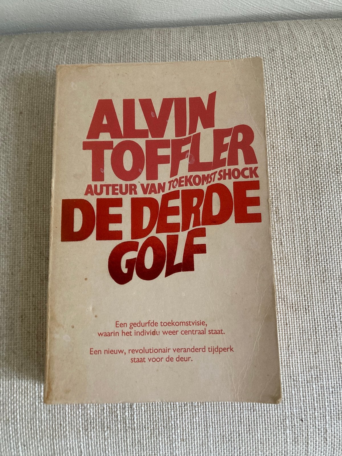 Boek de derde golf alvin toffler, Ophalen of Verzenden, Gelezen, Nederland