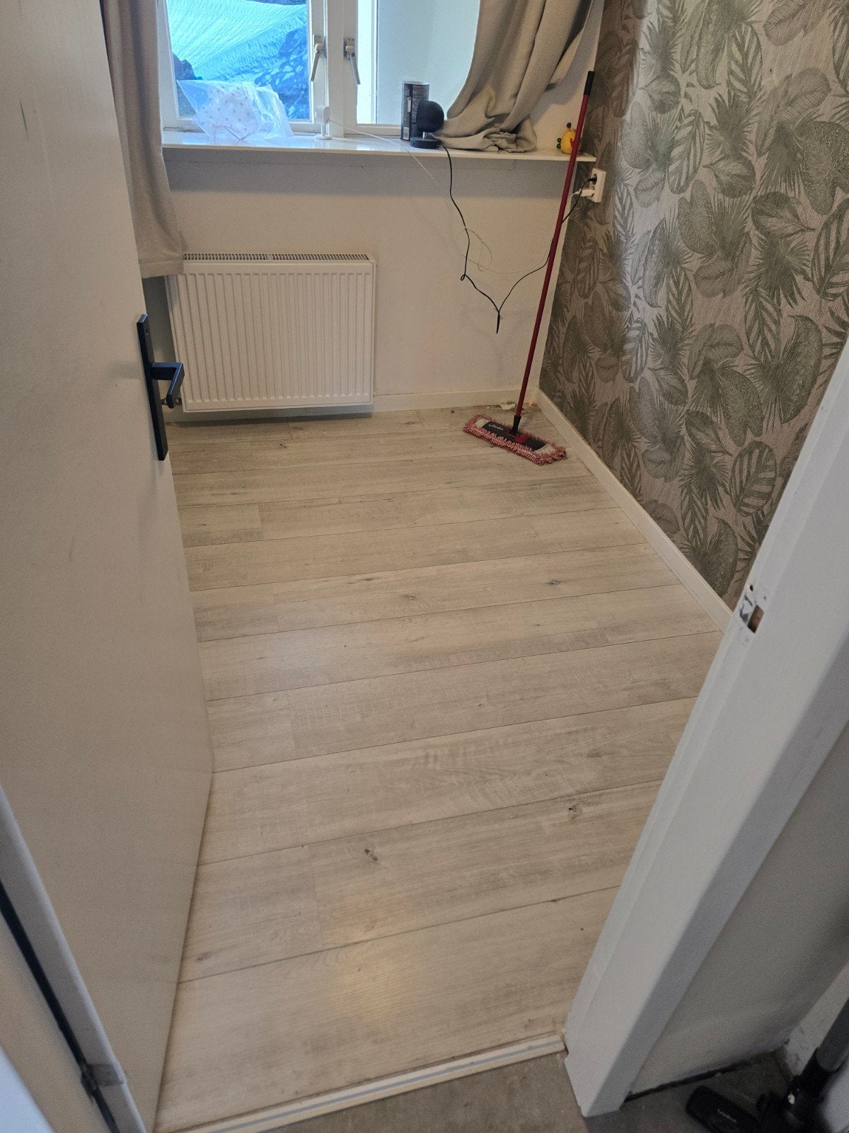 Laminaat in goede staat, incl. ondervloer (4.5 m² gratis), Ophalen, Gebruikt, Minder dan 5 m², Hout
