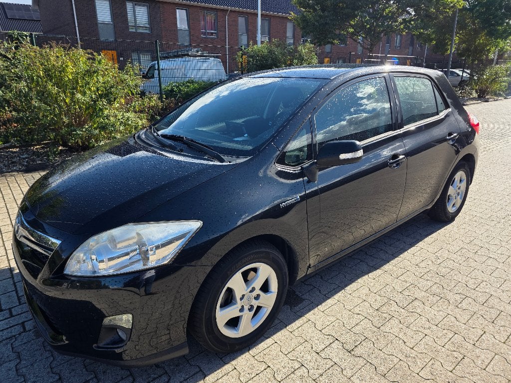 Toyota Auris 1.8 Full Hybrid 5DR CVT 2012 Zwart, Zwart, 4 cilinders, Zwart, Origineel Nederlands