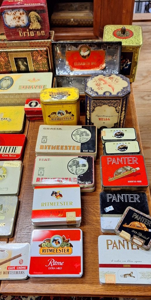 100 x authentieke oude sigaretten blik en sigarenblikken., Gebruikt, ., ., .