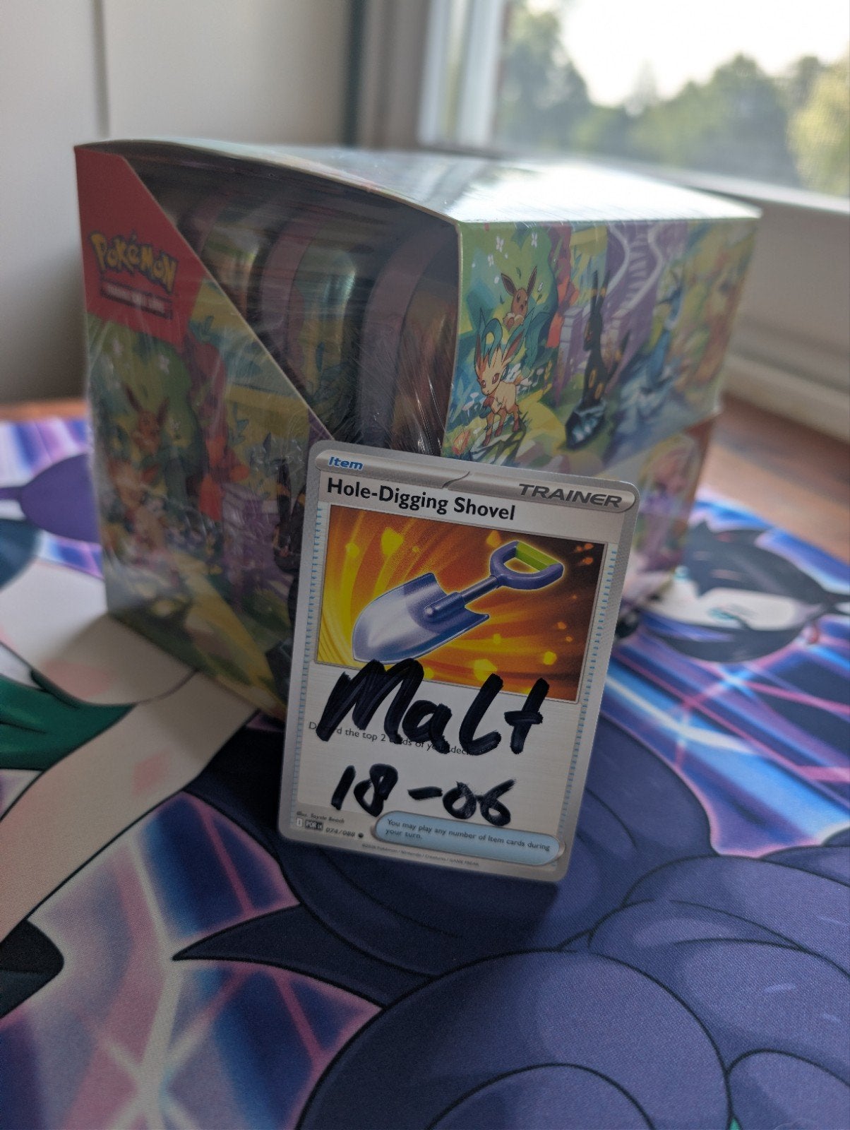 Pokémon Prismatic mini tins display Geseald, Hobby en Vrije tijd, Verzamelkaartspellen | Pokémon, Ophalen of Verzenden, Nieuw
