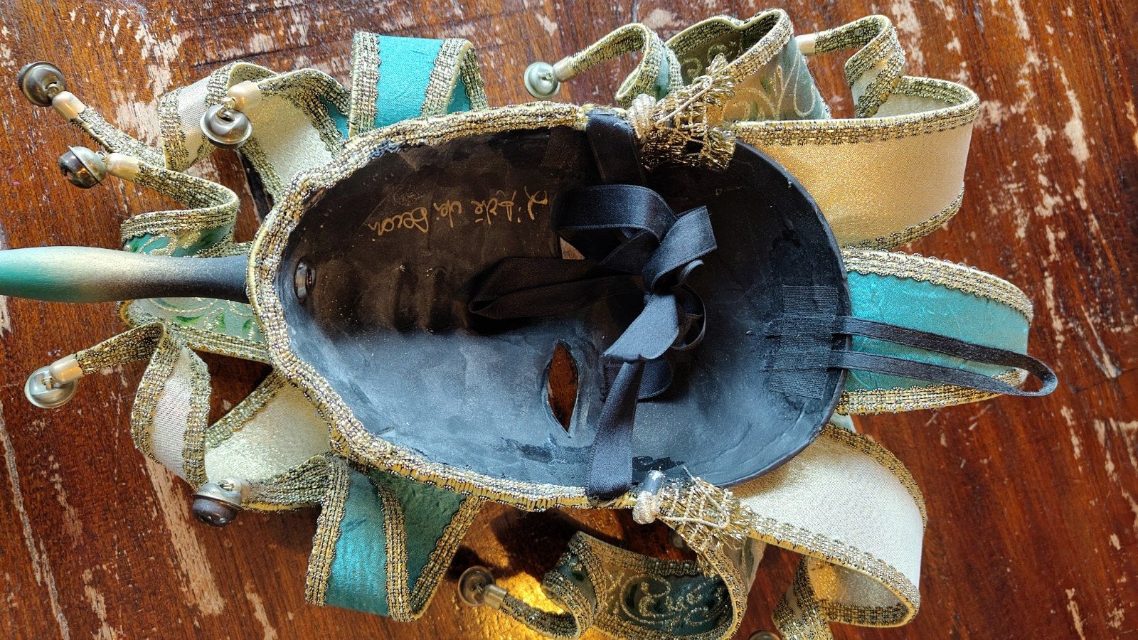Venetiaans masker - Decoratief en in zeer goede staat, Ophalen of Verzenden, Zo goed als nieuw, Meerkleurig, Klassiek