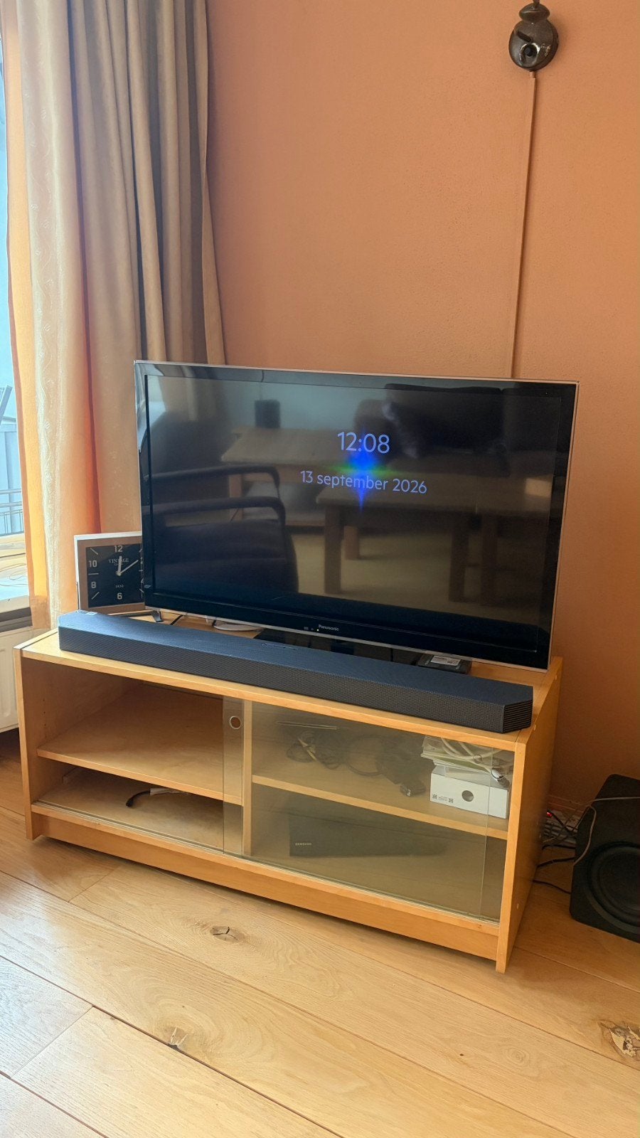 Licht beuken tv-kast met glas en open vakken - Gratis, Ophalen, Gebruikt, Glas, Minder dan 100 cm