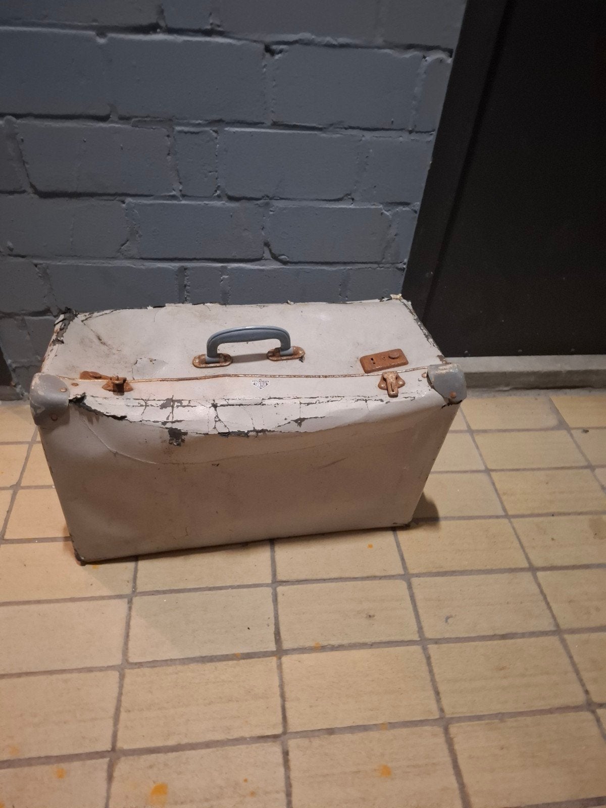 oude naaimachine, Ophalen, Gebruikt, Naaimachine, Overige merken