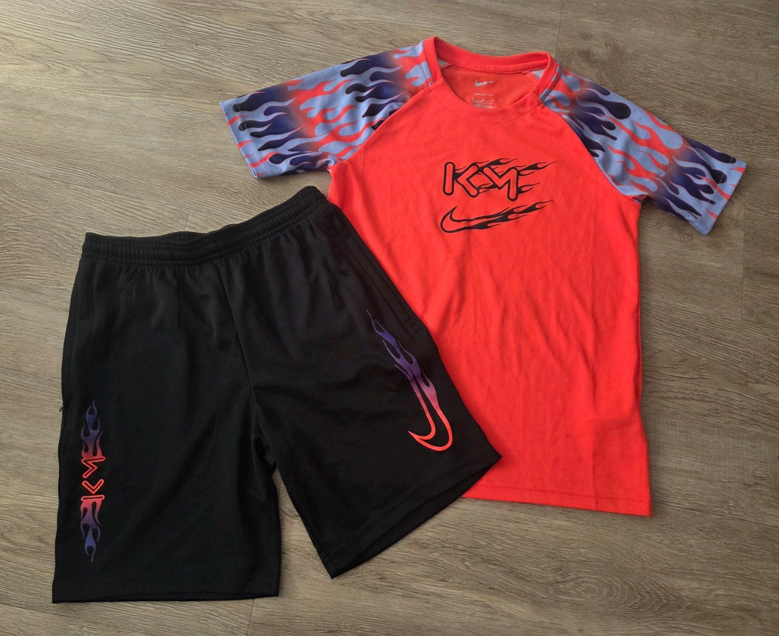 Nike Dri-Fit Kylian Mbappé tenue setje junior, Ophalen of Verzenden, Zo goed als nieuw, Overige maten
