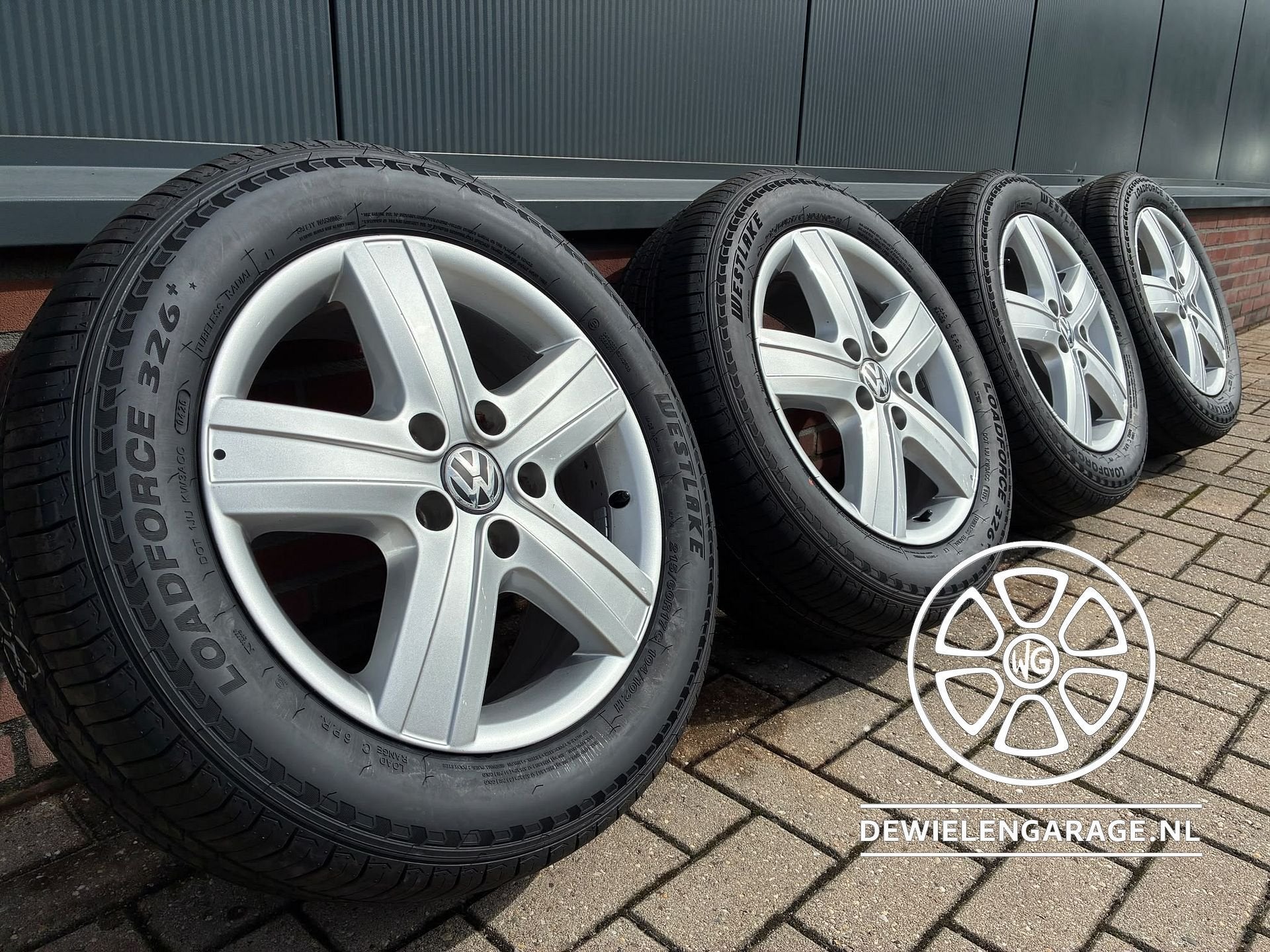 17 inch VW Transporter THUNDER Velgen NIEUWE Banden 5x120 T5, Gebruikt, -, -, Banden en Velgen
