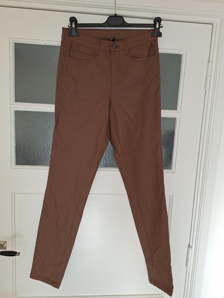 Ongedragen bruine broek Dreamstar 38, Maat 38/40 (M), Bruin, Ophalen of Verzenden, Zo goed als nieuw