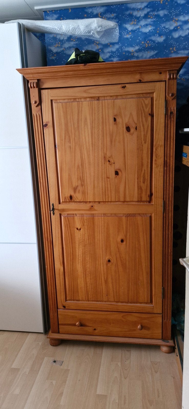 Houten kast met lade - Ideaal voor kleding of opslag, Huis en Inrichting, Ophalen, Gebruikt, Klassiek, Met lade(s)