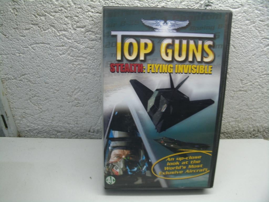 vhs 105b flying inisible, Cd's en Dvd's, VHS | Film, Alle leeftijden, Ophalen of Verzenden, Zo goed als nieuw, Komedie