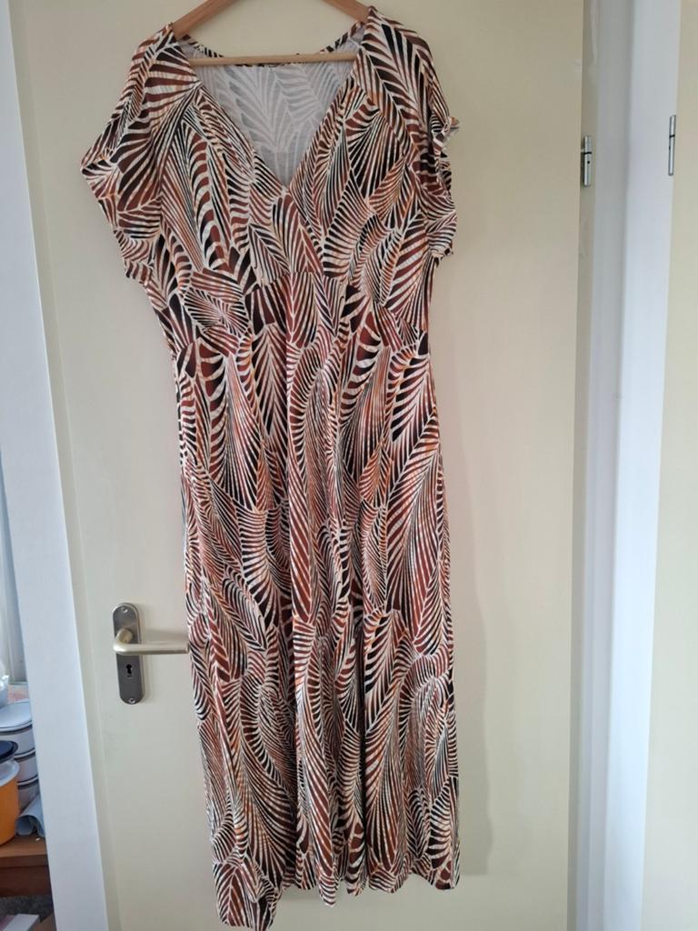 Geisha jurk maat 46 met bladprint, Kleding | Dames, Jurken, Maat 46/48 (XL) of groter, Ophalen of Verzenden, Zo goed als nieuw