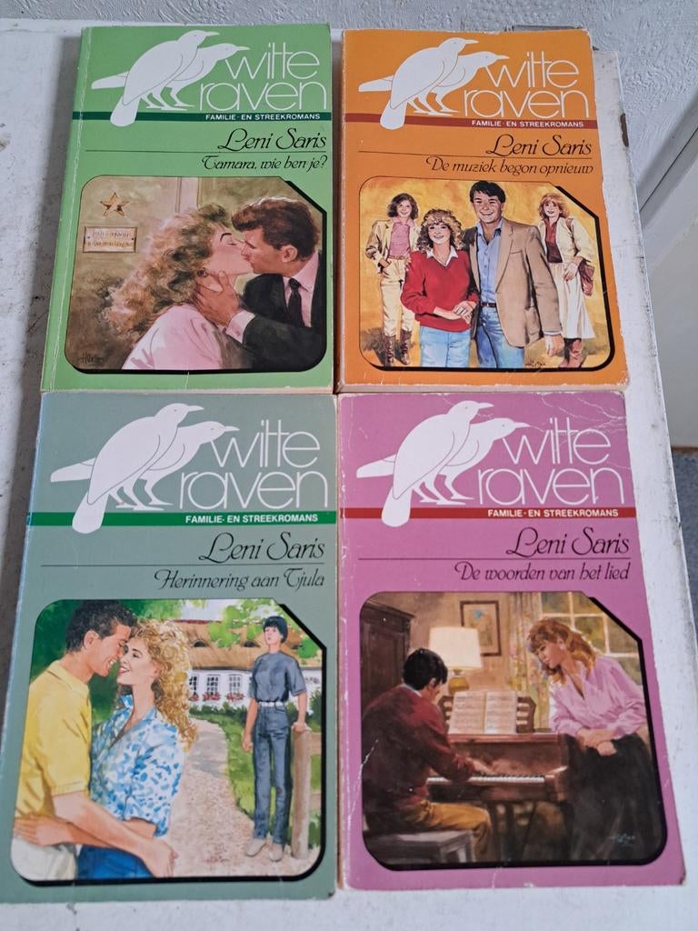 Witte raven pocketboekjes., Boeken, Ophalen of Verzenden, Gelezen