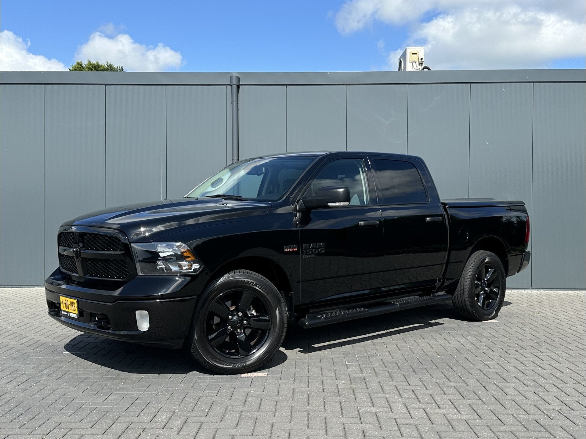 Dodge Ram 1500 5.7 V8 CLASSIC NIGHT 4x4 / PRINS LPG / BPM VR, Automaat, Gebruikt, 5654 cc, 402 pk