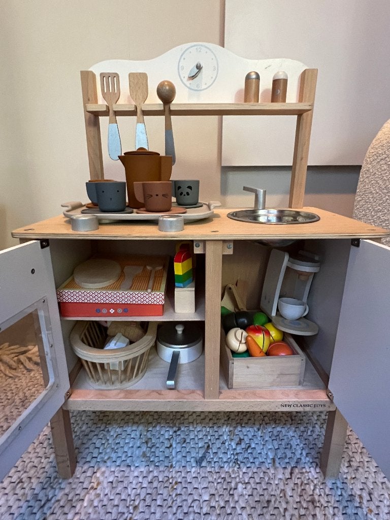 New Classic Toys speelkeuken + Liewood, Djeco & accessoires, Ophalen, Gebruikt, Hout, Speelkeuken