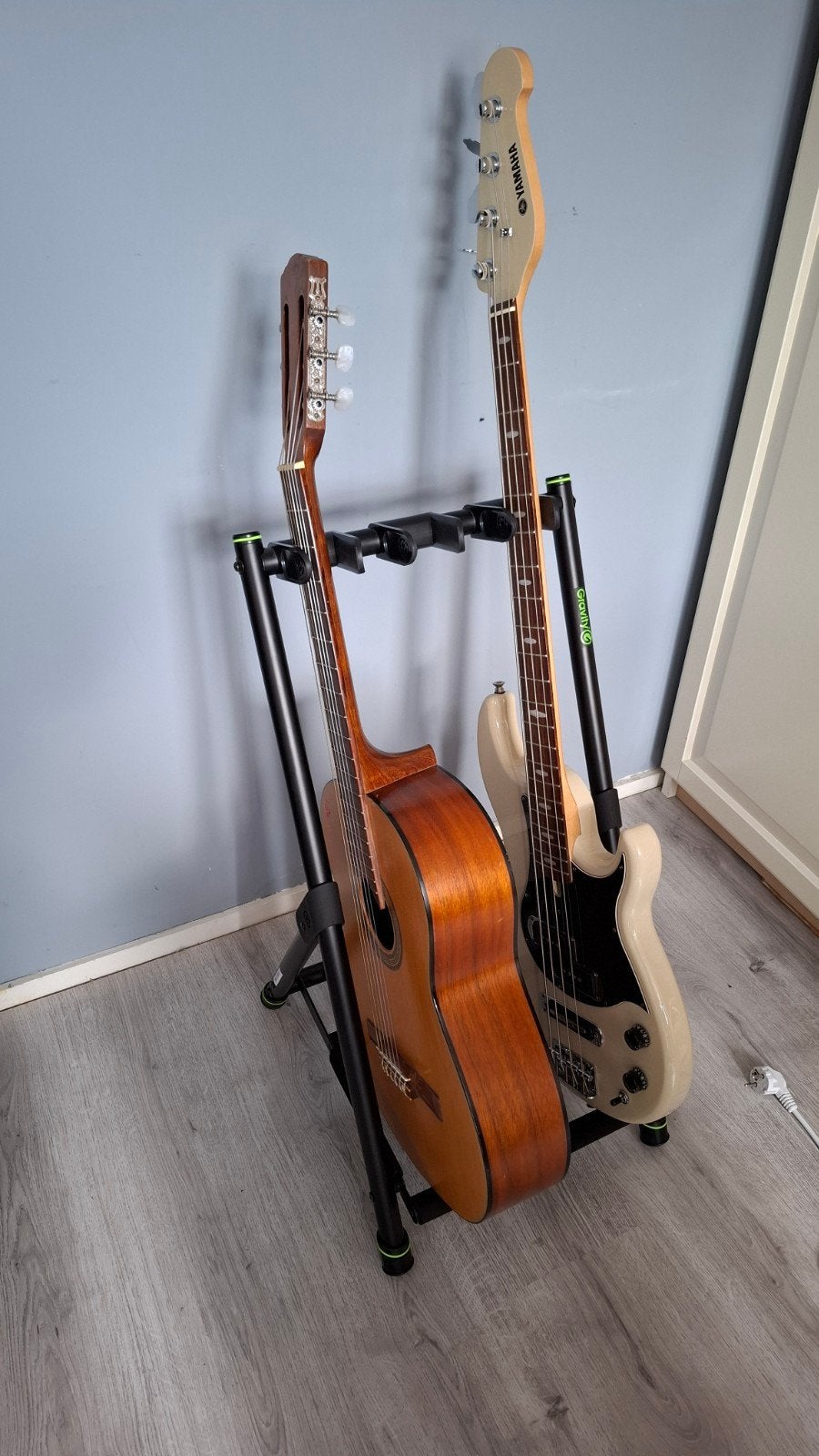 Gravity gitaar / basgitaar rek, Ophalen of Verzenden, Zo goed als nieuw, Elektrische gitaar