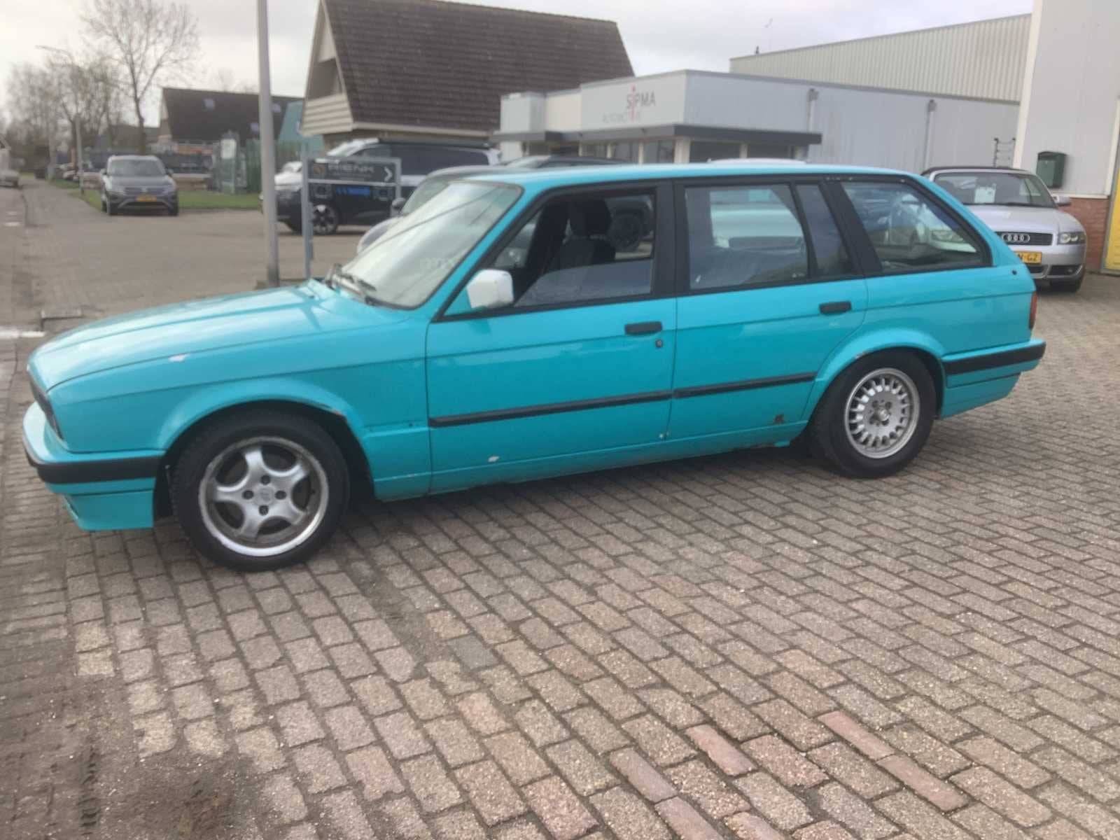 1990 BMW 3-serie Touring 318i Personenauto, Achterwielaandrijving, Gebruikt, 4 cilinders, 1796 cc