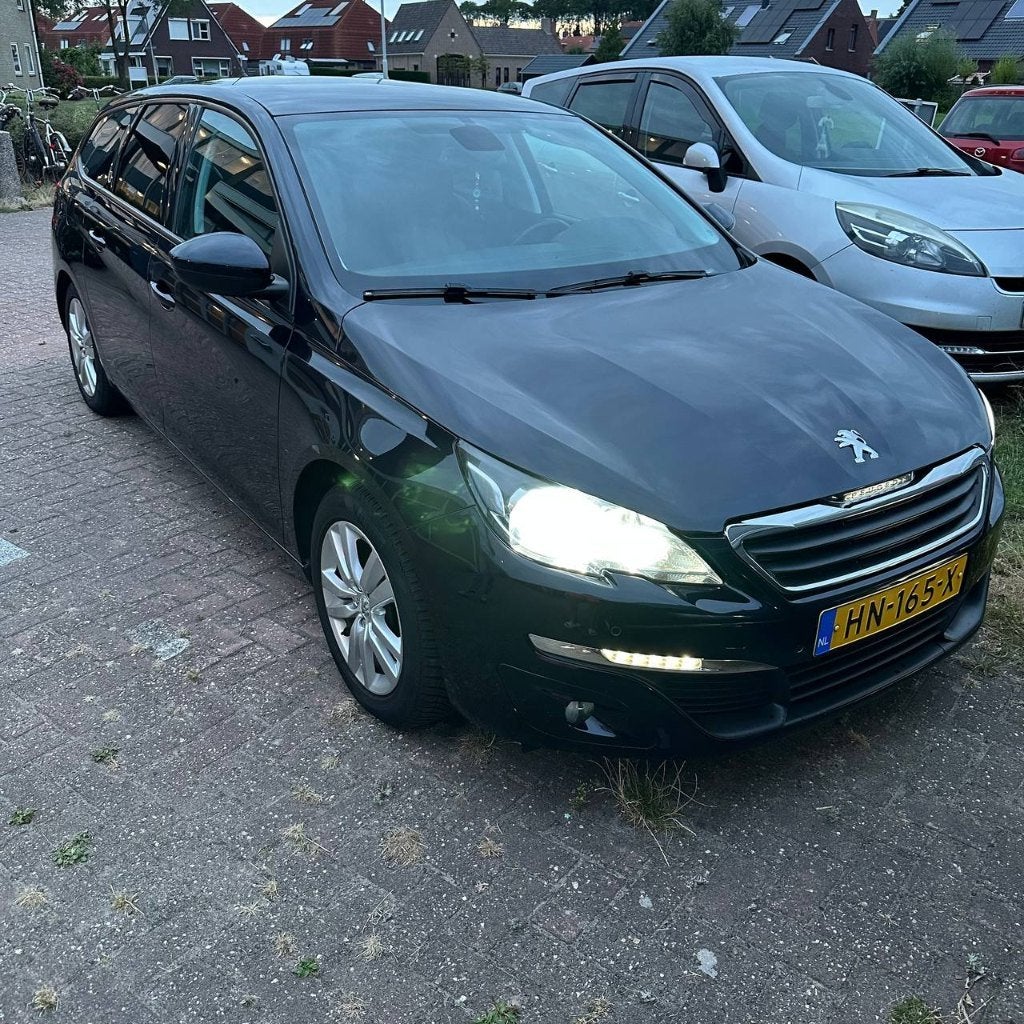 Peugeot 308 1.6 Bluhdi 88 KW SW 2015 Blauw, Auto's, Voorwielaandrijving, 4 cilinders, Blauw, Lichtsensor