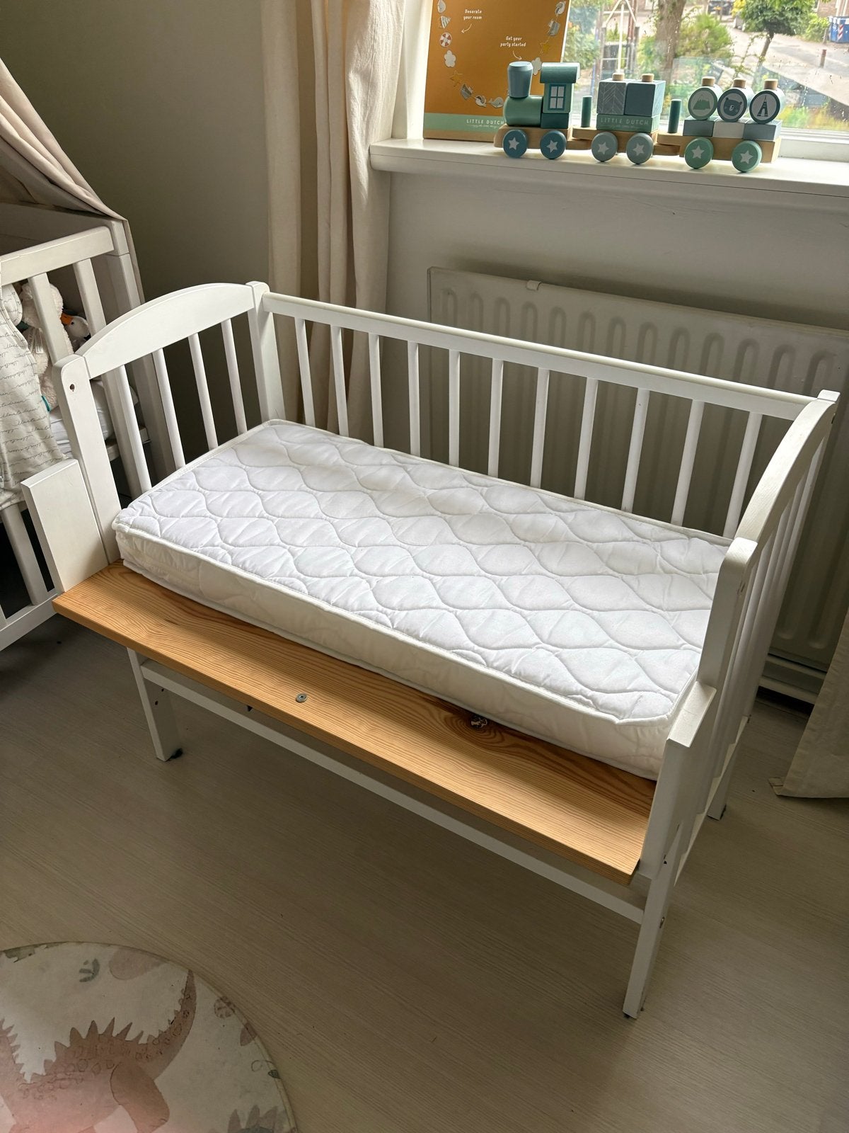 Petite Amelie Co-sleeper + matras, Kinderen en Baby's, Babywiegjes en Ledikanten, Ophalen of Verzenden, Gebruikt, Ledikant