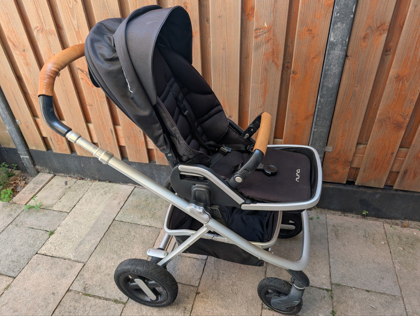 nuna ivvi kinderwagen, Ophalen, Gebruikt, Zonnekap
