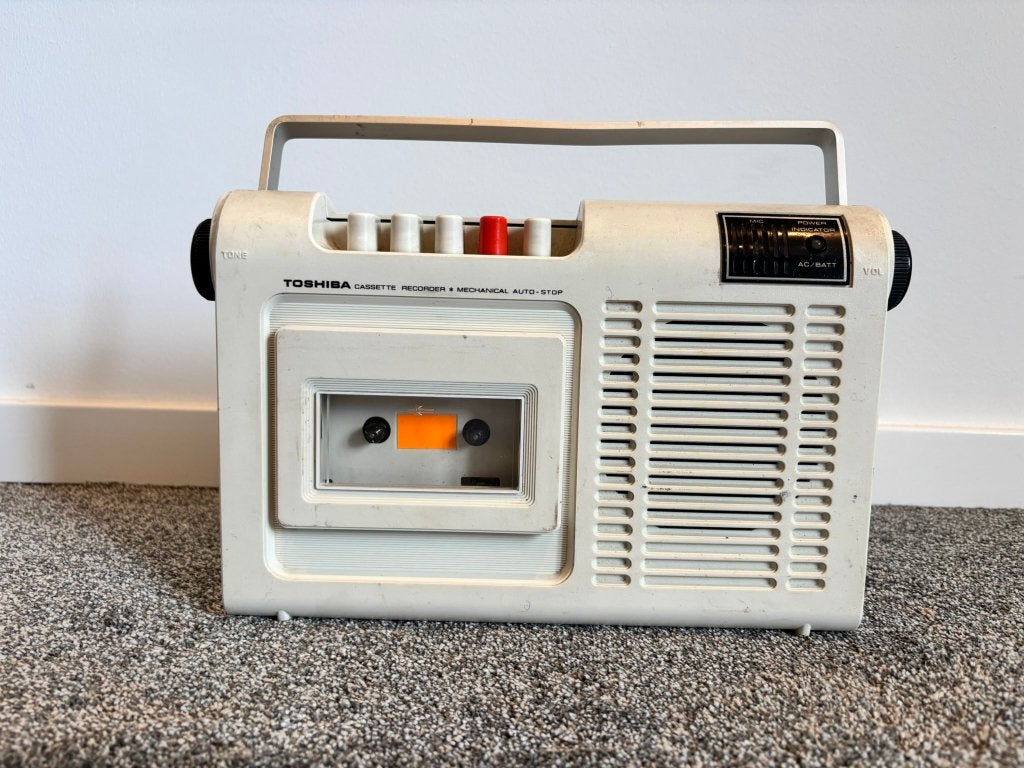 Vintage draagbare cassettercorder Toshiba, Verzamelen, Elektronische Apparatuur, Ophalen of Verzenden, Audio en Video