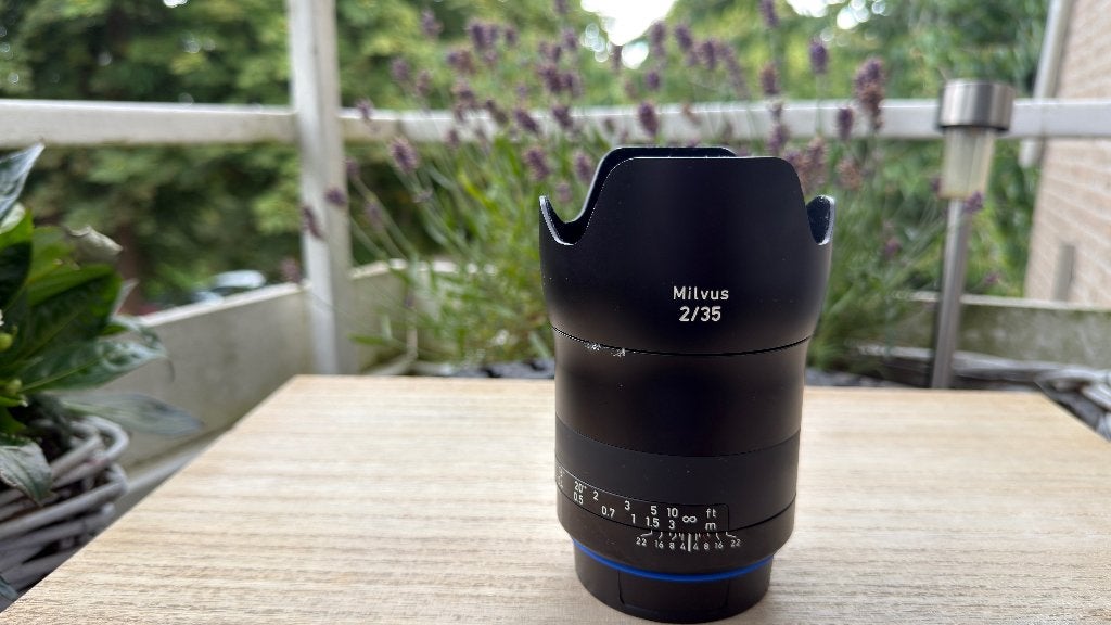 Zeiss Milvus 35mm f2.0 ZE - Canon, Ophalen, 35 mm, Groothoeklens, Zo goed als nieuw