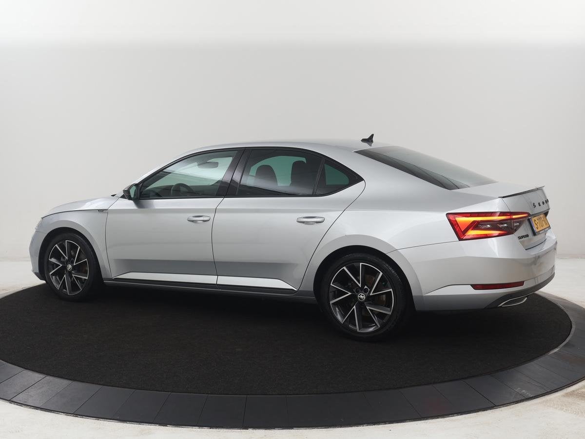 Skoda Superb 1.5 TSI ACT Sportline Business | Leder/Alcantar, Auto's, 730 kg, 4 cilinders, 150 pk, Alcantara